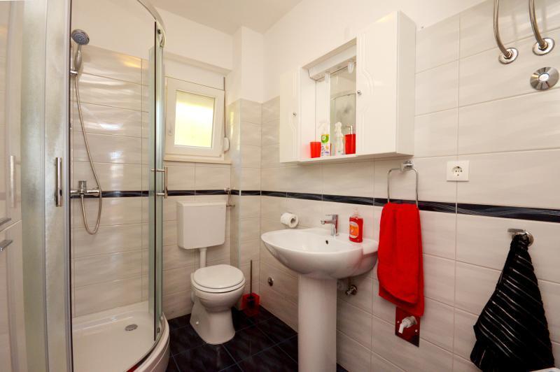 Apartment Smile Подстрана Экстерьер фото